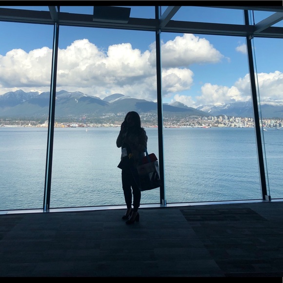 Meet your Posher, Kate - Picture 1 of 1